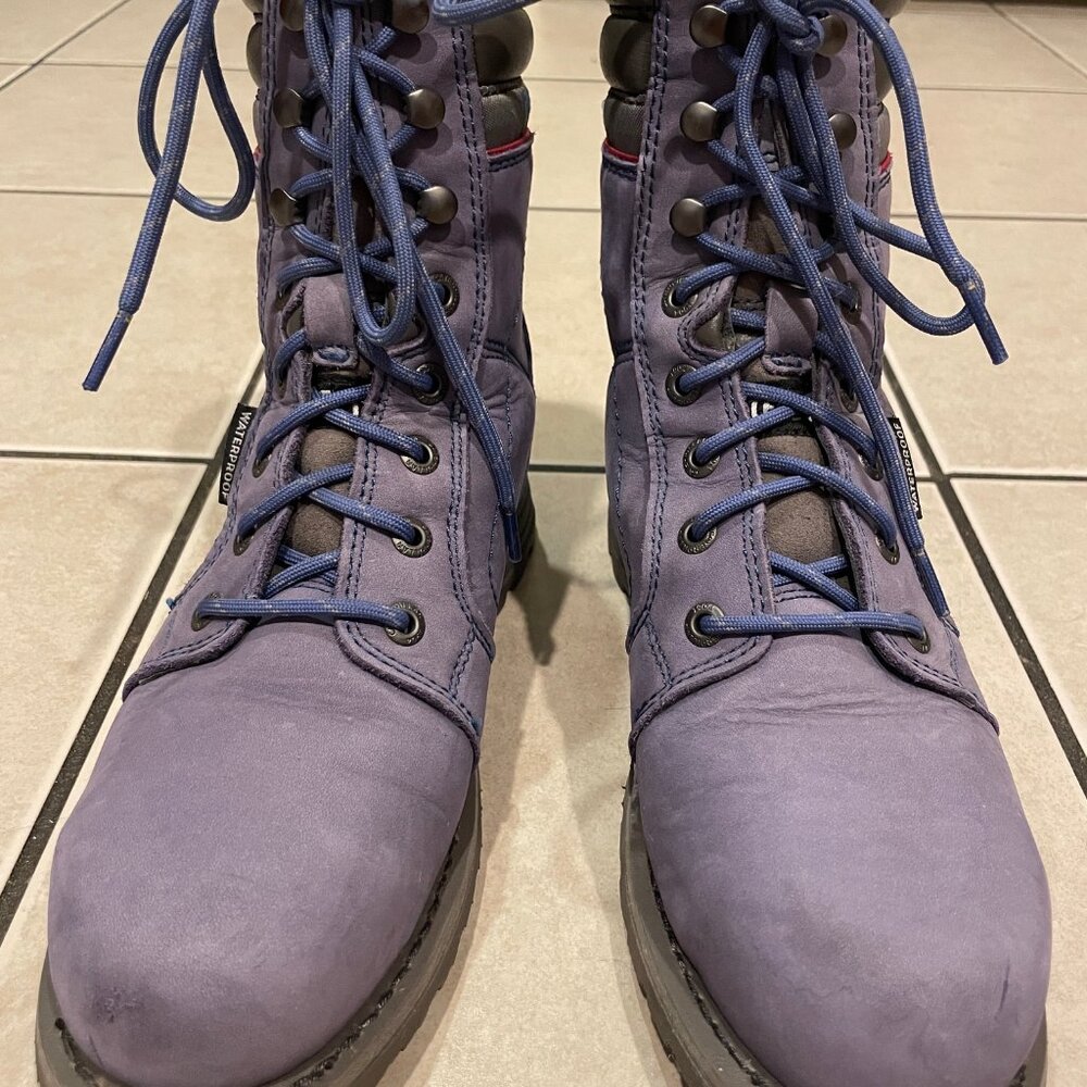 Caterpillar Women's Echo Waterproof Steel Toe Work Boot- Blue, Size 7.5 Wide - Picture 4 of 13